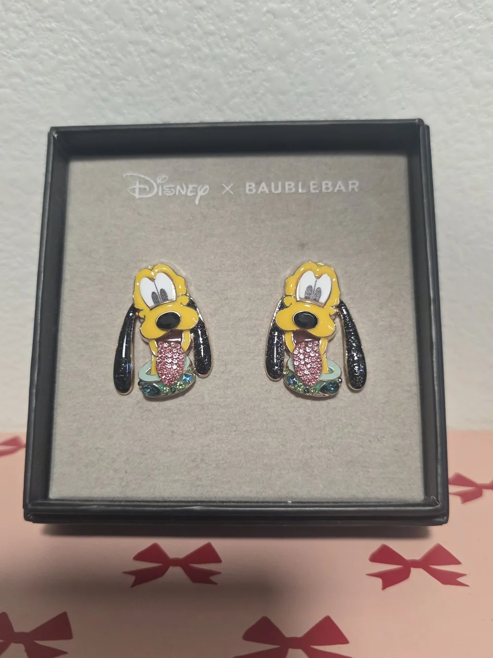 Disney x BaubleBar Pluto Stud Earrings - Yellow & Black